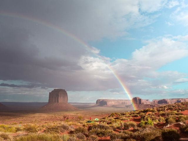 Monument Valley Regenbogen