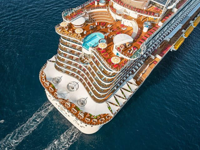 AIDA Sonnendeck Pool Heck
