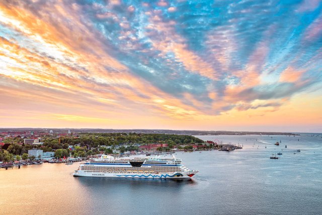 AIDAbella Kreuzfahrt Hafen Küste